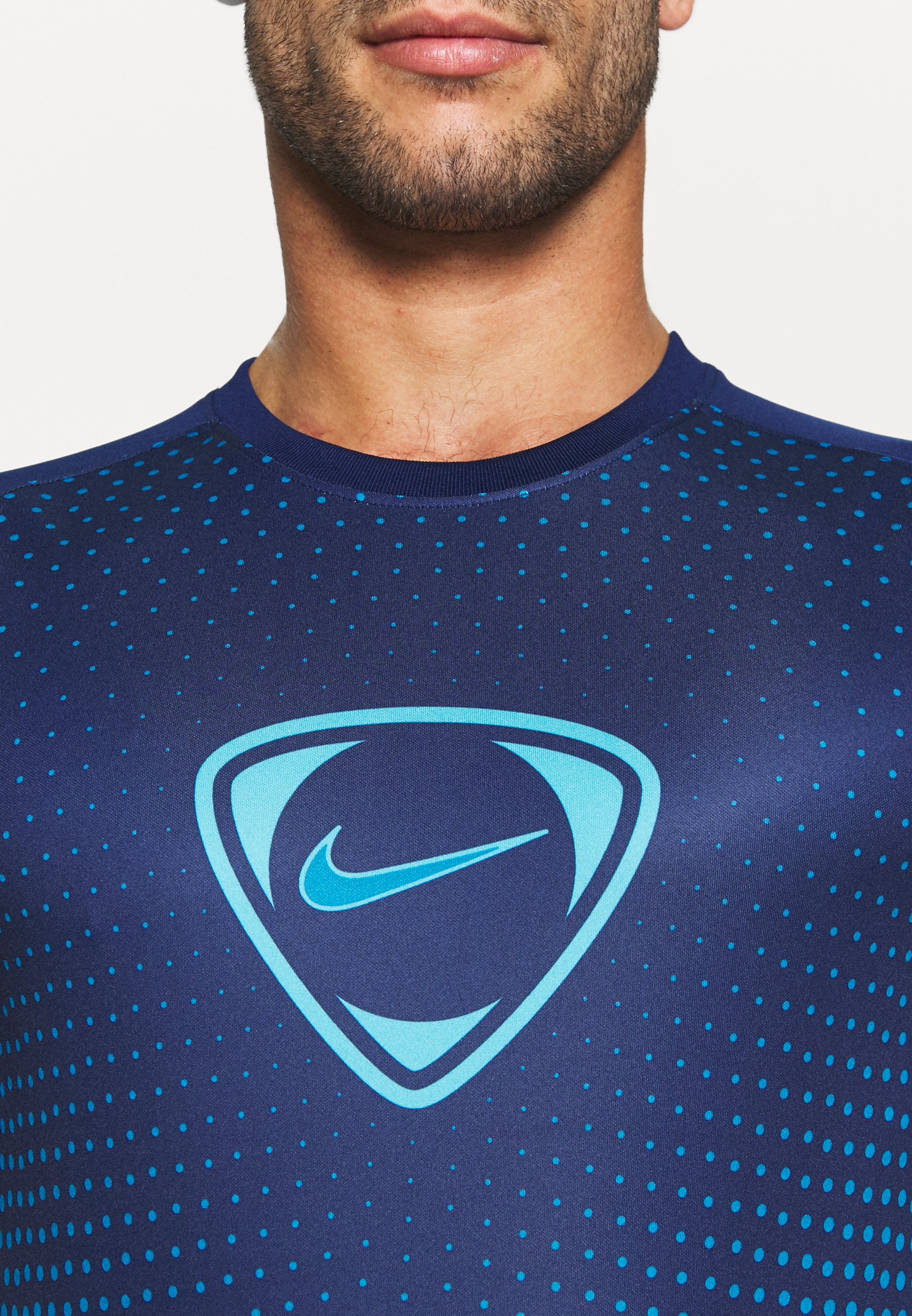 Nike Performance ACADEMY - T-shirt imprimé - blue void/imperial blue/bleu -  ZALANDO.FR
