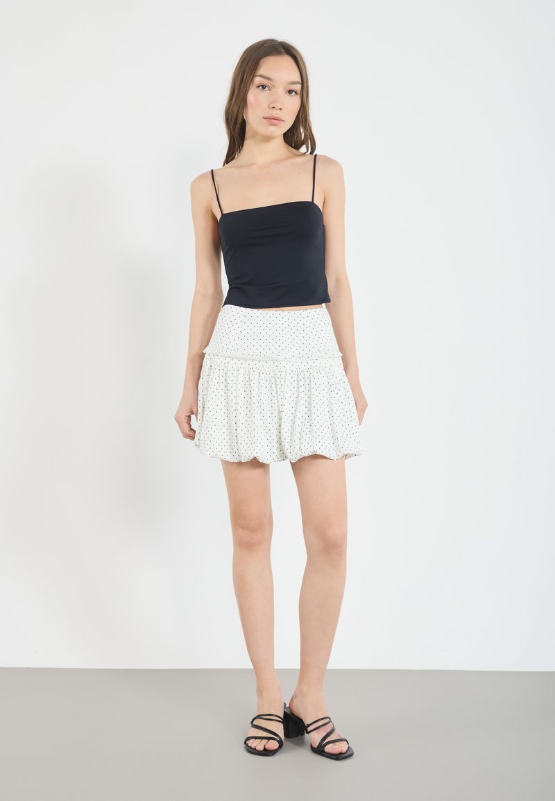 Jupe Ballon Designer Blanche Taille Unique (XL-XXXL) - Lagenlook - Neuve Avec étiquettes