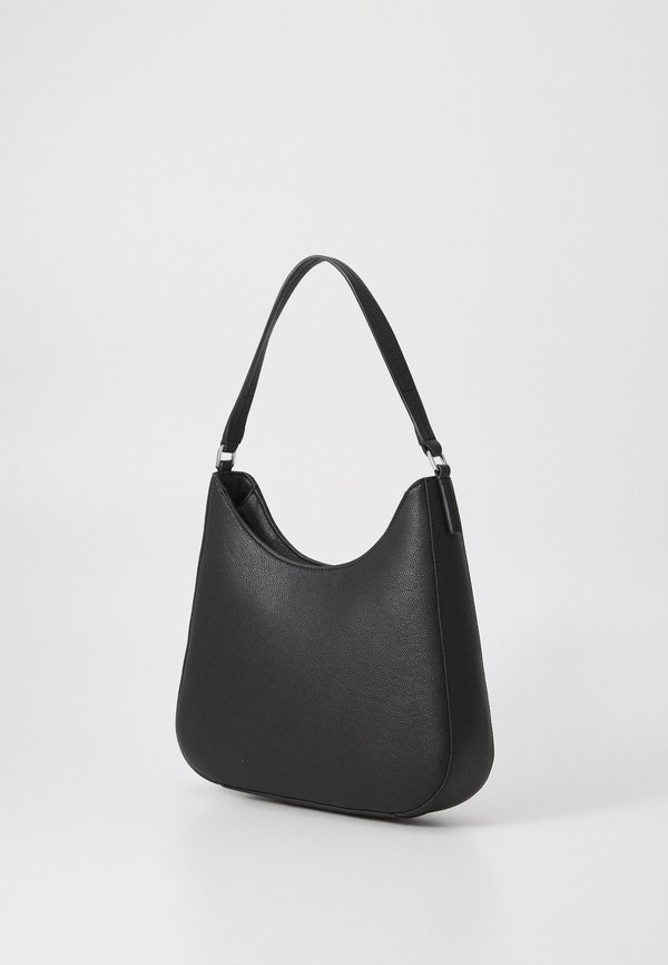 CHRIS BIG - Handbag3