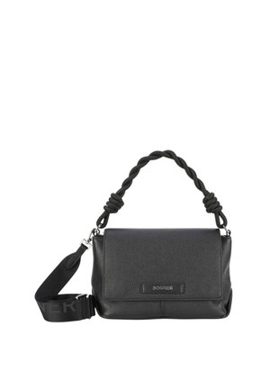 Borsa a tracolla in pelle nera con finitura testurizzata, manico intrecciato e tracolla regolabile con logo. Chiusura a pattina magnetica. Design minimalista.
