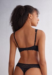 Intimissimi ELENA BALCONETTE - Trojúhelníková podprsenka - schwarz black