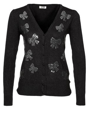 Donkergrijze cardigan met knopen, lange mouwen en zilverkleurige paillettenstrikpatronen aan de voorkant en schouders.