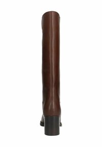 Bottes en cuir marron, montantes jusqu'au genou, avec une silhouette droite, un talon carré et des détails de coutures à l'arrière. Texture lisse et sans métal apparent.