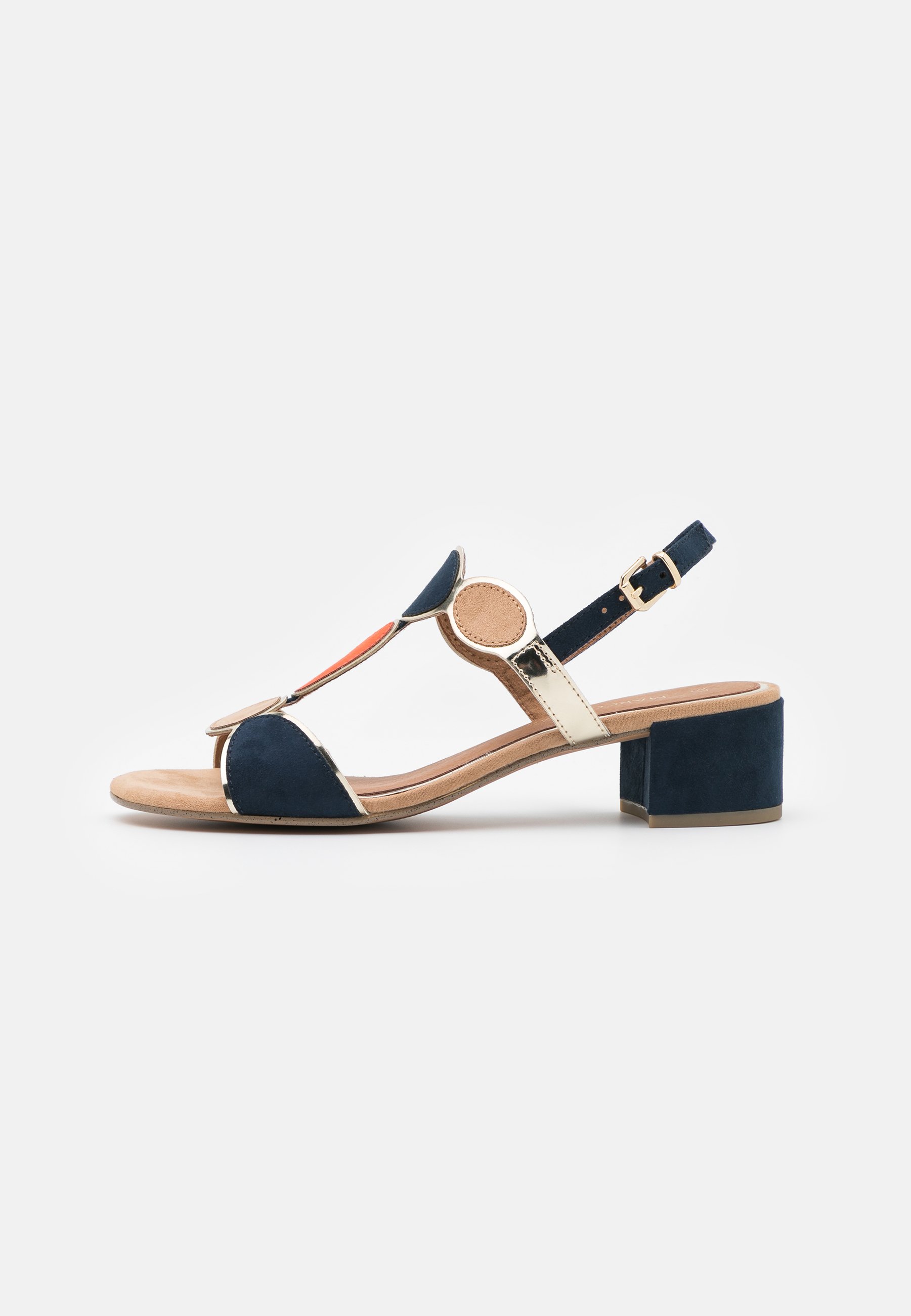 nu pied bleu marine