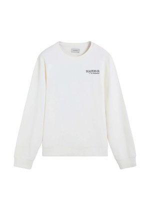 Sudadera blanca de manga larga con cuello redondo y un pequeño texto negro "Scalpers Co. & The Greenhouse" en el área del pecho izquierdo.