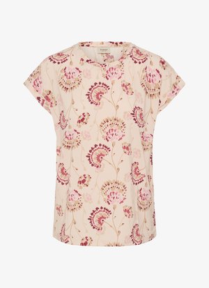 Bluzka w kwiatowy wzór wykonana z jasnobeżowej tkaniny; posiada krótkie rękawy, okrągły dekolt oraz misternie wykonane wzory w odcieniach różu i brązu.