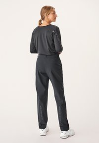 Röhnisch STORM - Broek - black