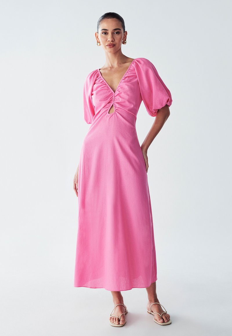ST MRLO MILLS - Maxi dress - bubble gum pink/light pink - Zalando