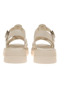 Cesare Gaspari Korkeakorkoiset sandaalit - off white