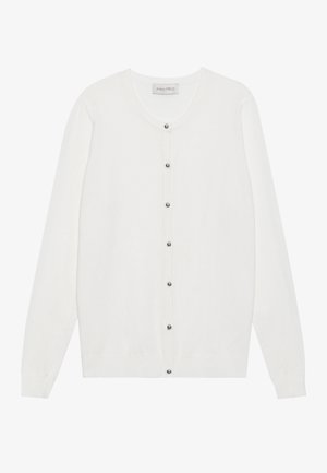 Biely kardigán vyrobený z mäkkého materiálu, s okrúhlym výstrihom, dlhými rukávmi a striebornými gombíkovými zapínaniami pozdĺž prednej časti.