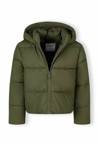 Giacca di puffer corta verde oliva con cappuccio, dotata di zip frontale, pannelli cuciti e tessuto testurizzato per l'isolamento.