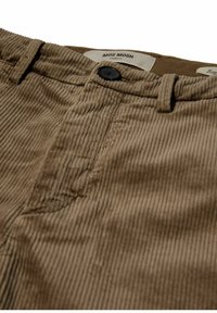 Mos Mosh Gallery Chino - earth brown