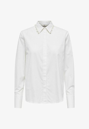 Chemise blanche à manches longues en tissu lisse, dotée d'un col classique orné d'accents en perles le long des bords.