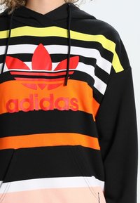 adidas Originals Luvtröja - black