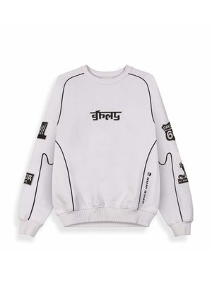 Weißes Sweatshirt mit schwarzen Akzenten, versehen mit besticktem Text und Logos, gerippten Bündchen und einem runden Ausschnittdesign.