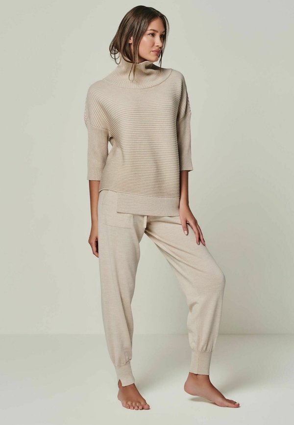 MERINO WOLLE HAUSANZUG SET ZWEITEILER - Nachtwäsche Set - beige