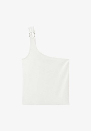 Top asymétrique sans manches blanc avec une bretelle présentant un détail d'anneau argenté sur fond uni