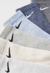 Nike Performance EVERYDAY PLUS CREW UNISEX 6 PACK - Chaussettes de sport - grey/blue