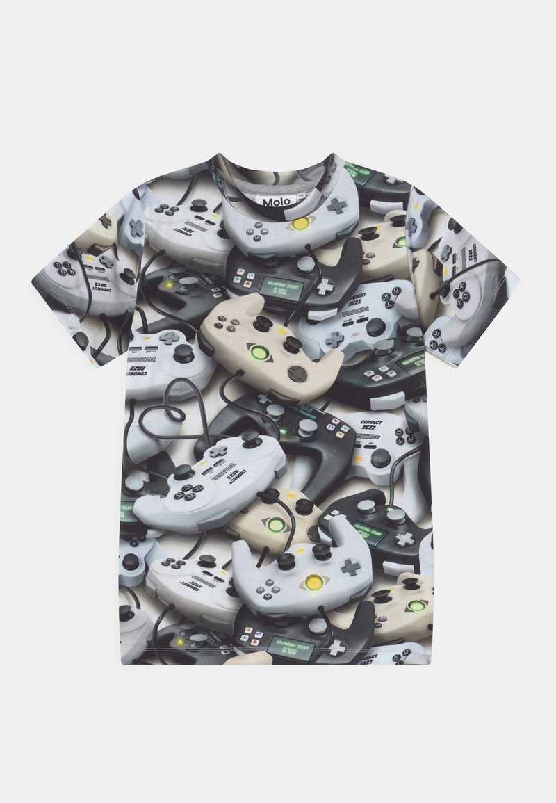 T-shirt couvert d’un motif de diverses manettes de jeux vidéo rétro avec des boutons, des joysticks et des câbles qui se chevauchent.