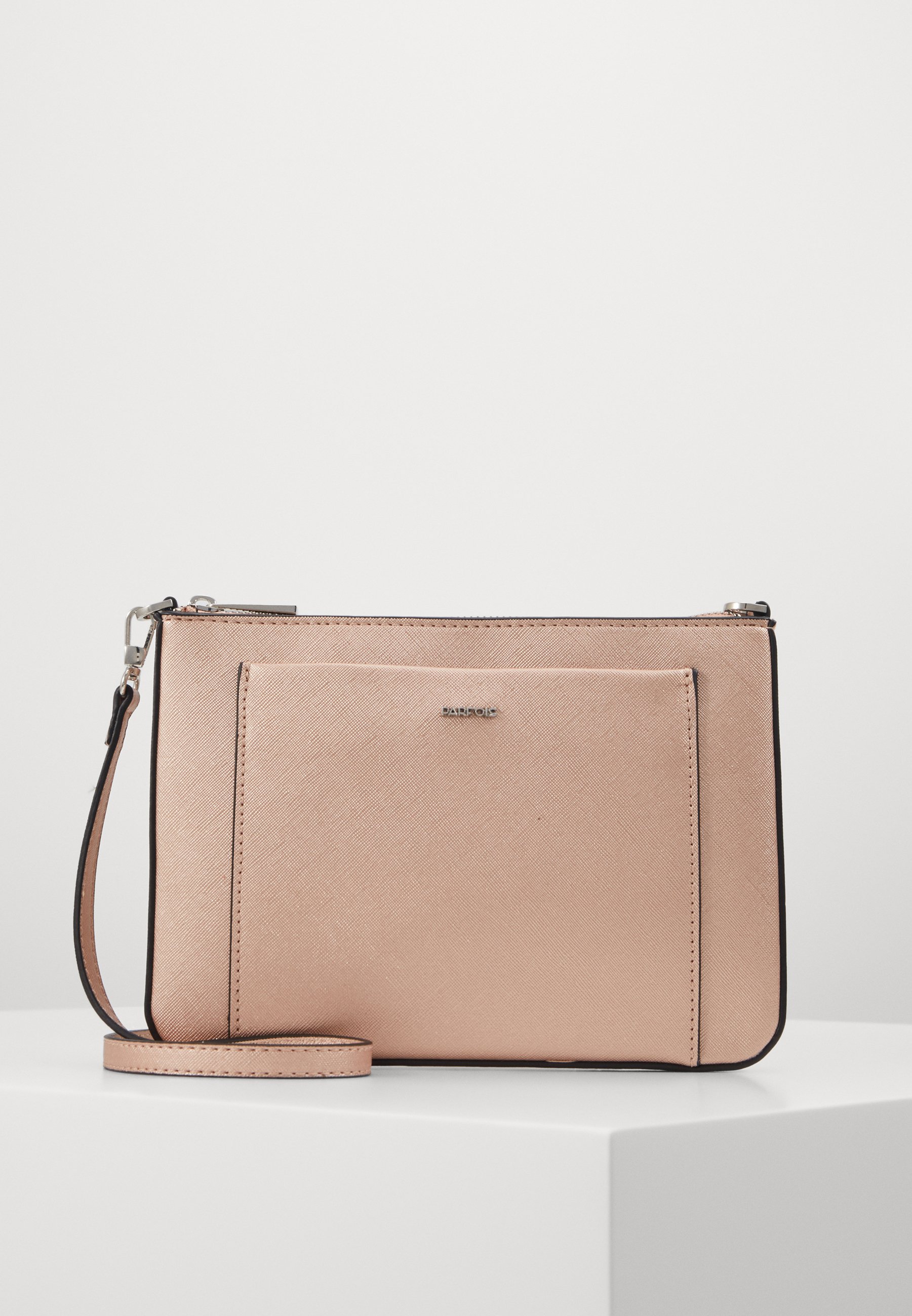 PARFOIS Sac bandoulière - rose gold/rose doré - ZALANDO.FR PARFOIS Sac bandoulière - rose gold/rose doré - ZALANDO.FR