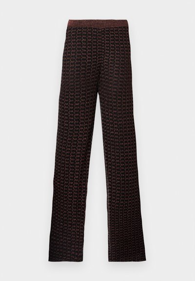 Black wide-leg pants with a textured pattern in shades of red and bronze, featuring a stretchy waistband and loose fit.