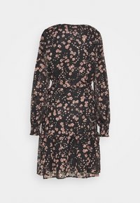 Schwarzes Blumenkleid mit langen Ärmeln, featuring einen schwingenden Saum, tailliertem Schnitt und einem zarten rosa Blumenmuster auf durchsichtiger Stoff.