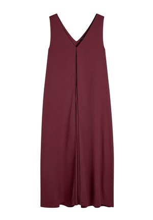 Bordowa sukienka bez rękawów z dekoltem w kształcie V i prostą sylwetką. Posiada centralny detal w postaci rozcięcia oraz miękką teksturę materiału.
