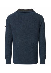 Dunkelblau gestrickter Pullover mit strukturiertem Rippenmuster, ausgestattet mit einem schwarzen Kragen, langen Ärmeln und einem taillierten Bund. Keine sichtbaren Logos oder Muster.