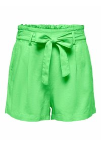 Pantalones cortos de algodón verdes con una textura suave, que cuentan con una cinturilla ancha, un cinturón de lazo y bolsillos laterales. El diseño incluye un ajuste relajado y dobladillo.