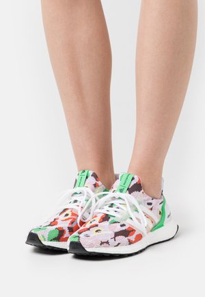 ULTRA BOOST MARIMEKKO DNA STREET - Matalavartiset tennarit - white