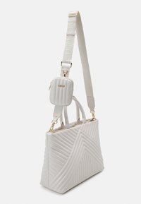 LIU JO TOTE SET - Handtas - bone