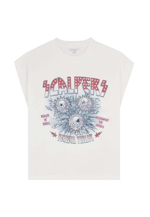 T-shirt bianco oversize con stampa grafica che presenta tre teschi, fulmini e accenti di stelle rosse. Il testo recita "Scalpers Rebel Tour."