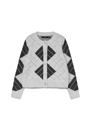 Grå stickad cardigan med geometriska svarta och mörkgrå diamantmönster. Har rund hals och knäppning fram. Mjuk textur.