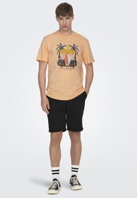 Only & Sons ONSPETER - Shorts - black