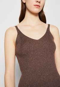 ONLY ONLLINA - Topp - chocolate brown