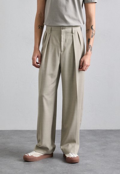 Filippa K WIDE TROUSERS - Trousers - sage melange