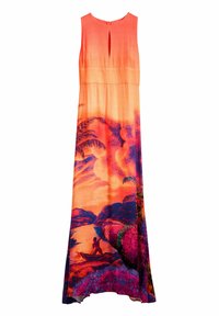 Maxikleid in Orangetönen mit tropischer Strandlandschaft. Ärmellos, Schlüsselhalsschnitt, fließender Stoff, lebendige Farben und detaillierte Muster.