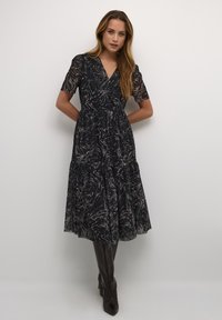 Soaked in Luxury ALDORA - Freizeitkleid - black swirl print