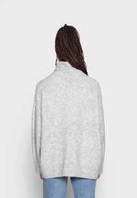 EDITED Sweter