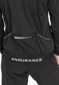 Endurance JULLIET - Pyöräilytakki -  black