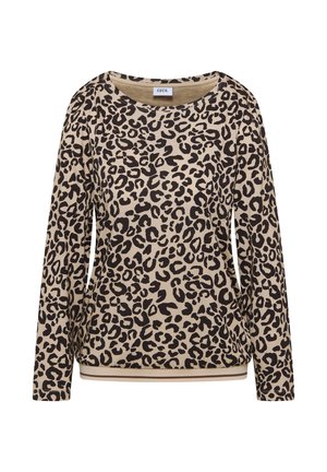 Top beige a maniche lunghe con motivo leopardato nero e scollatura rotonda, con un piccolo etichetta bianca sul colletto.