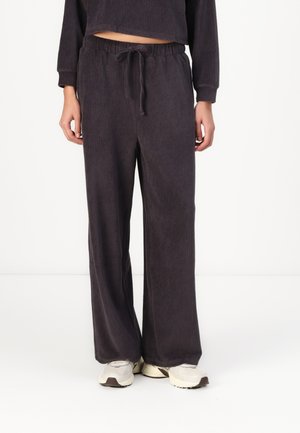 SWEET SUN - Tracksuit bottoms - black sands