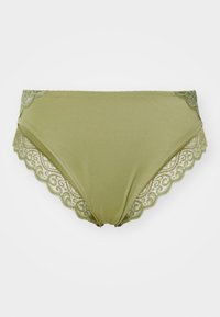 Neselectat, martini olive