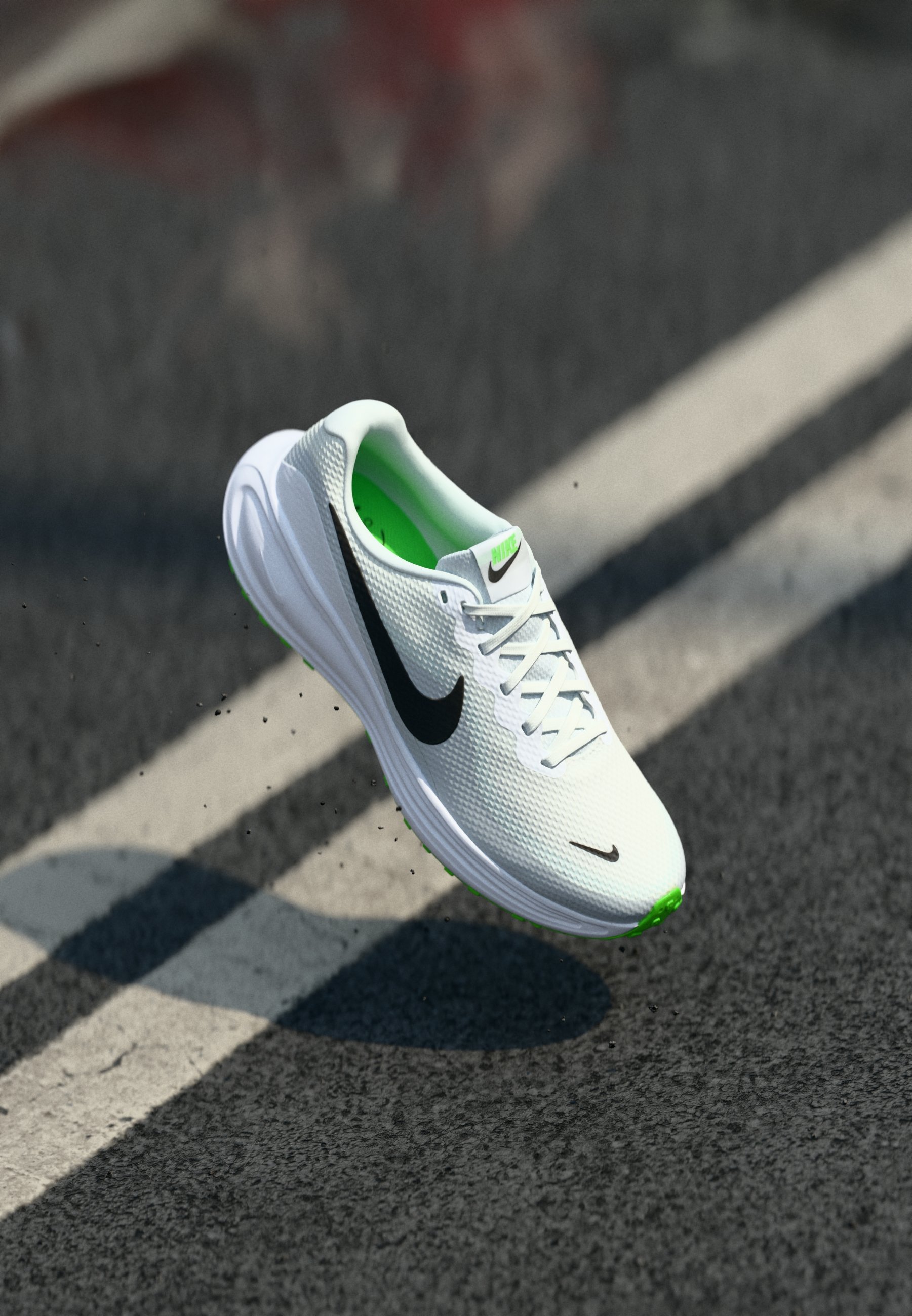 Nike Performance REVOLUTION 8 - Road running shoes - white 