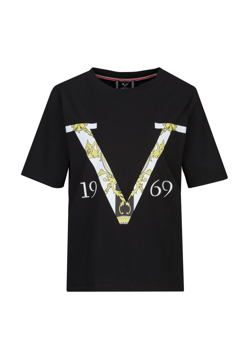 Zwarte katoenen T-shirt met een grote witte "V" graphic met gele accenten en de nummers "1969" eronder, ronde hals en korte mouwen.