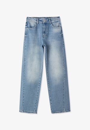 Jeans di denim azzurro chiaro con una vestibilità ampia, dotati di tasche anteriori e posteriori, chiusura con bottone e dettagli sbiaditi sul tessuto.