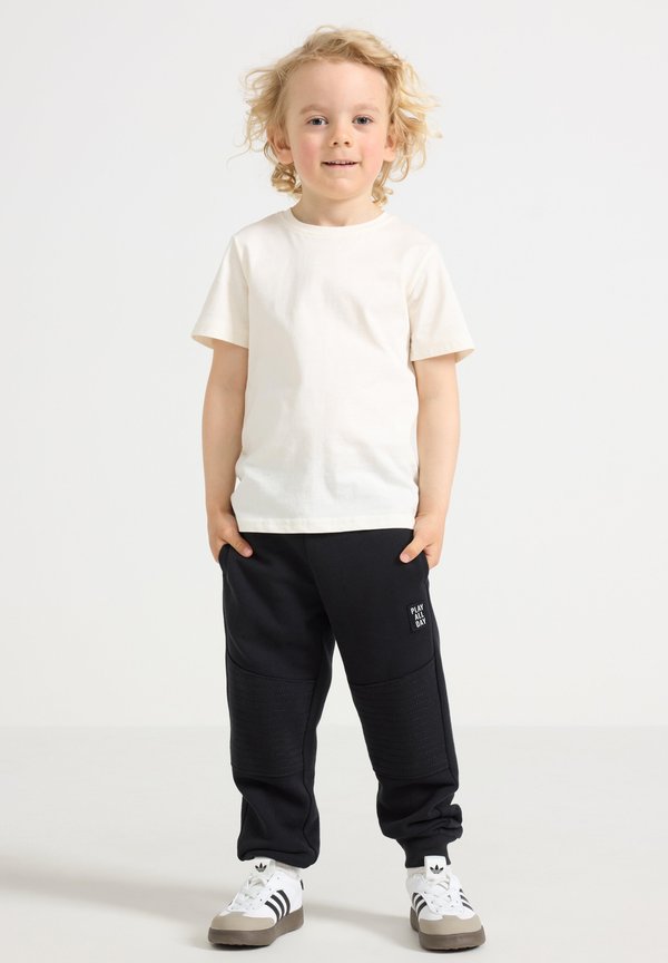 JOGGERS WITH REINFORCED KNEES  - Jogginghose