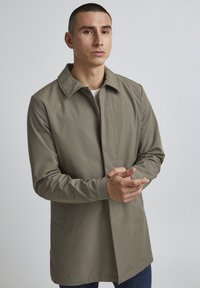 Casual Friday CFOakland - Cappotto corto - bungee cord