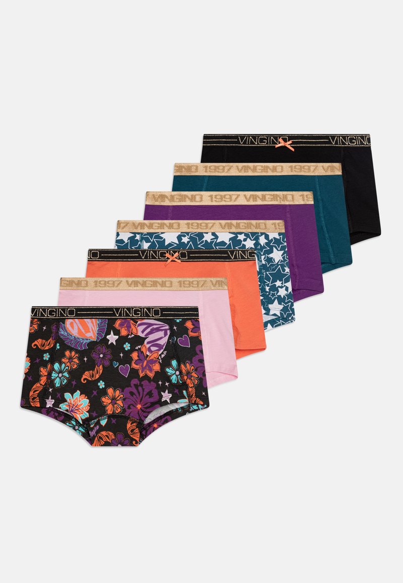 Syv par børne-bokser-shorts med forskellige mønstre og farver, herunder blomster, ensfarvede og stjernemotiver, med elastisk talje.
