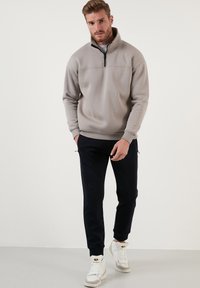 Buratti REGULAR FIT - Sudadera - ash